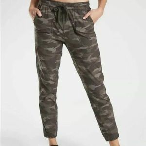 Athleta Farallon Jogger